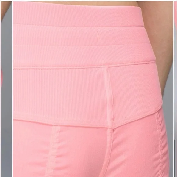 Lululemon Studio Crop *Lined Bleached Coral size 10 NWOT - Picture 5 of 16